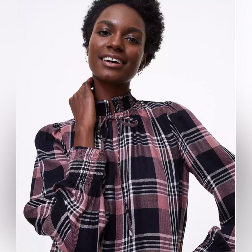 LOFT Shimmer Plaid Smocked Tie Neck Blouse Size S Pink Black Mock Tunic Length